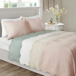 Hot Sale 💯 Madison Park Marino Reversible Scalloped Edge Coverlet Set Seafoam 🌟