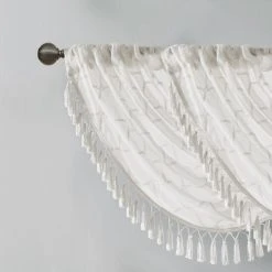 Promo π Madison Park Iris Diamond Sheer Embroidered Waterfall Rod Pocket Valance - 38 X 46" White/grey π₯° 17 Promo π Madison Park Iris Diamond Sheer Embroidered Waterfall Rod Pocket Valance - 38 X 46" White/grey π₯° -Madison Park Sales unnamed file 4878