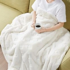 Coupon 😉 Madison Park Jane Luxury Basketweave Faux Fur Throw Grey 🎁 -Madison Park Sales unnamed file 5387