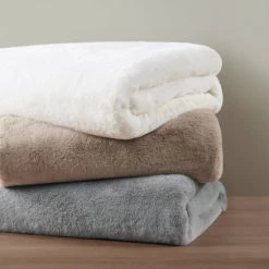 Best Pirce 🌟 Madison Park Sienna Solid Premium Faux Fur Throw Ivory 💯